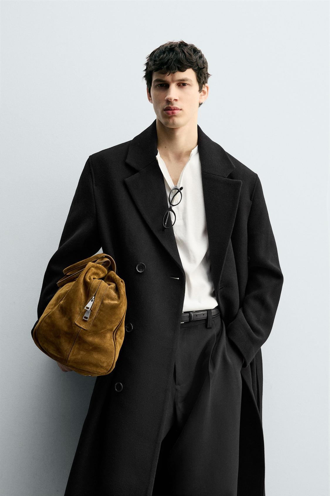 DOUBLE-BREASTED WOOL BLEND COAT WITH BELT
