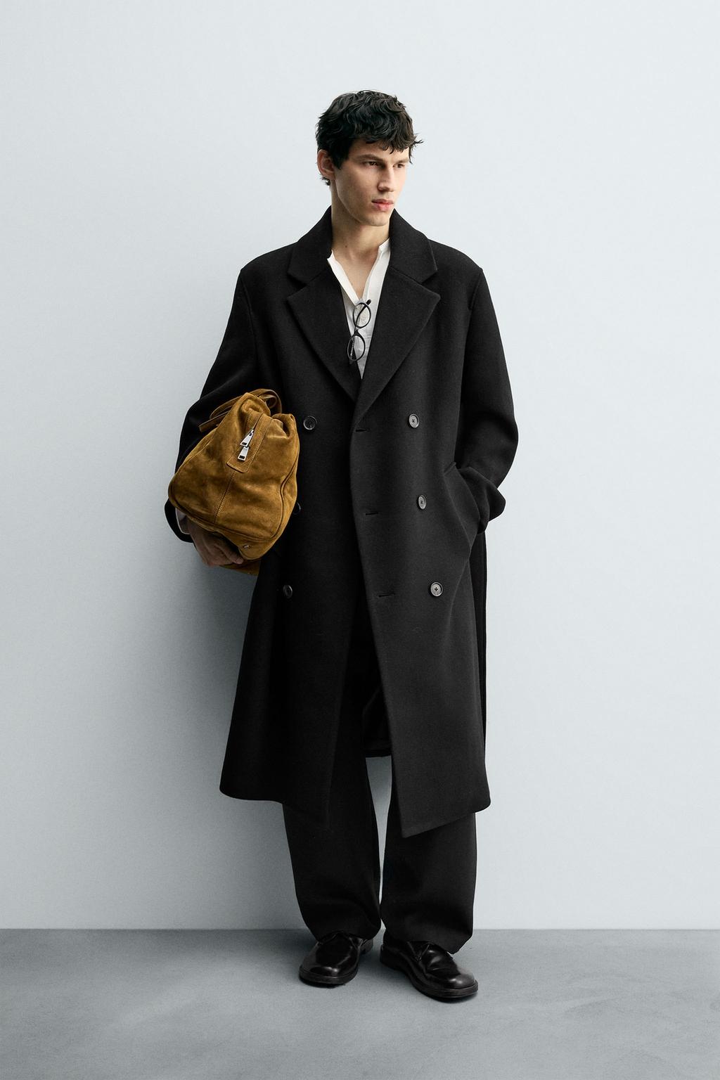DOUBLE-BREASTED WOOL BLEND COAT WITH BELT